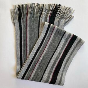 Y2K gray striped scarf